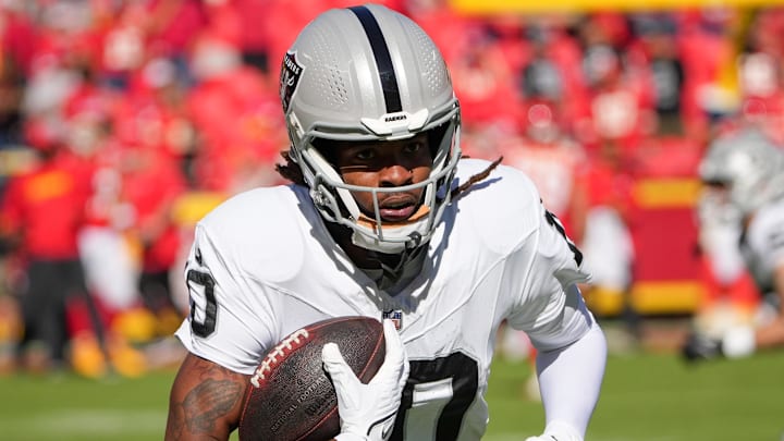 Oct 19, 2025; Kansas City, Missouri, USA; Las Vegas Raiders wide receiver Dont'E Thornton Jr. (10) warms up prior to the game against the Kansas City Chiefs at GEHA Field at Arrowhead Stadium. Mandatory Credit: Denny Medley-Imagn Images