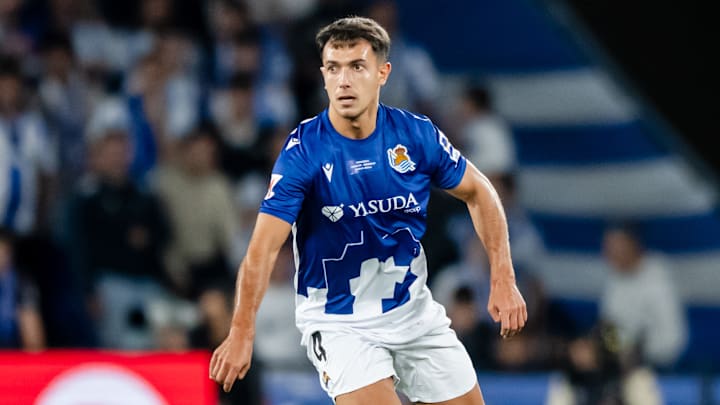 Martin Zubimendi opted to stay a Real Sociedad player