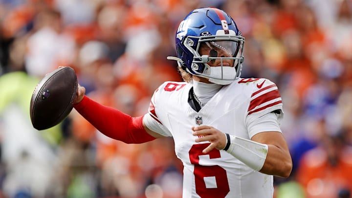 Giants QB Jaxson Dart faces the Philadelphia Eagles in Week 8.