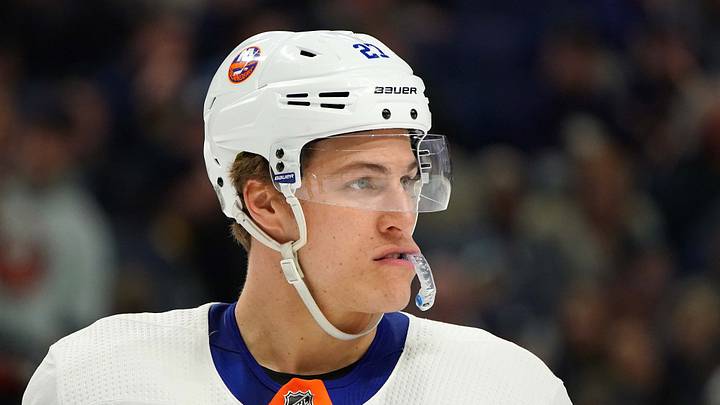 Feb 12, 2019; Buffalo, NY, USA; New York Islanders left wing Anders Lee (27) during the first period against the Buffalo Sabres at KeyBank Center. Mandatory Credit: Kevin Hoffman-USA TODAY Sports