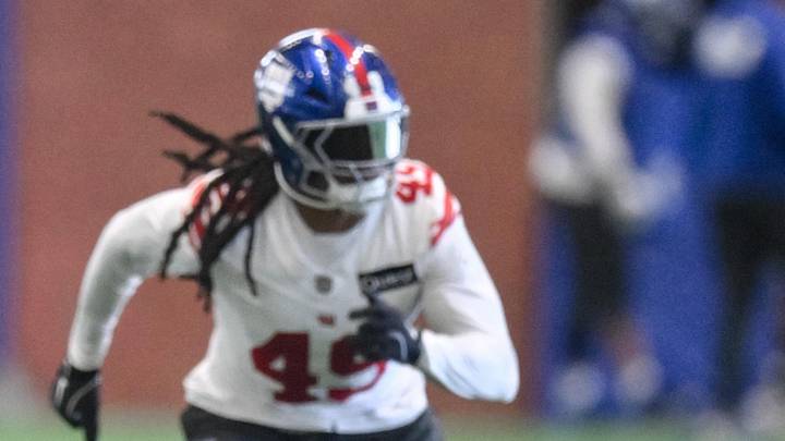 New York Giants linebacker Tremaine Edmunds New York Giants linebacker Tremaine Edmunds