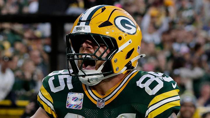 Green Bay Packers tight end Tucker Kraft (85) celebrates a touchdown during a game against the Cincinnati Bengals on Oct. 12, 2025, at Lambeau Field in Green Bay, Wis. The Packers defeated the Bengals 27-18.