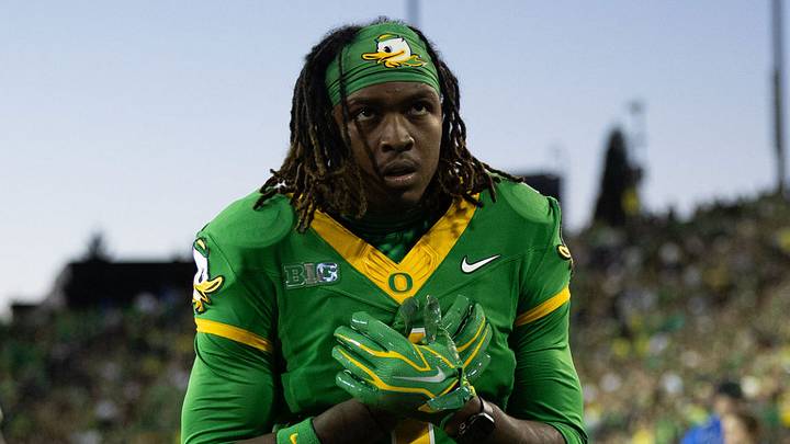 Oregon Ducks receiver Dakorien Moore