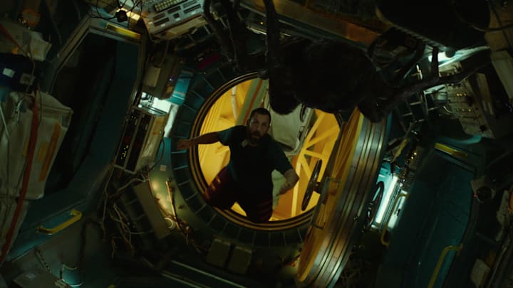 SPACEMAN. (L to R) Adam Sandler as Jakub and Hanus in Spaceman. Cr. Courtesy of Netflix © 2023.