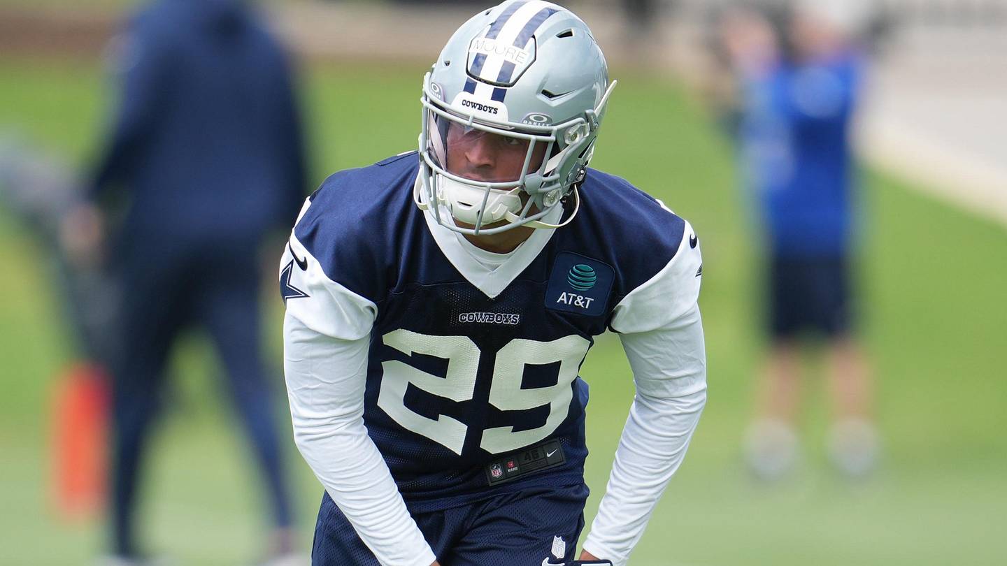 Ranking Cowboys' 4 Most Intriguing Position Battles Entering OTAs