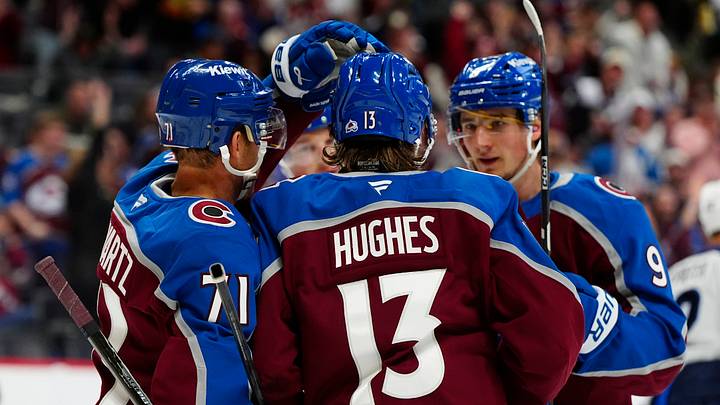Sep 25, 2026; Denver, Colorado, USA; Colorado Avalanche left wing Jaden Schwartz (71) celebrates his goal with teammates in the second period against the Winnipeg Jets at Ball Arena. Mandatory Credit: Ron Chenoy-Imagn Images Sep 25, 2026; Denver, Colorado, USA; Colorado Avalanche left wing Jaden Schwartz (71) celebrates his goal with teammates in the second period against the Winnipeg Jets at Ball Arena. Mandatory Credit: Ron Chenoy-Imagn Images
