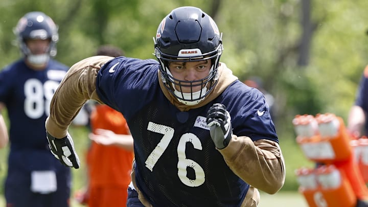 With Trey Smith out of the picture, the Bears' options at guard look best as a double-team block: Teven Jenkins and Kevin Zeitler.