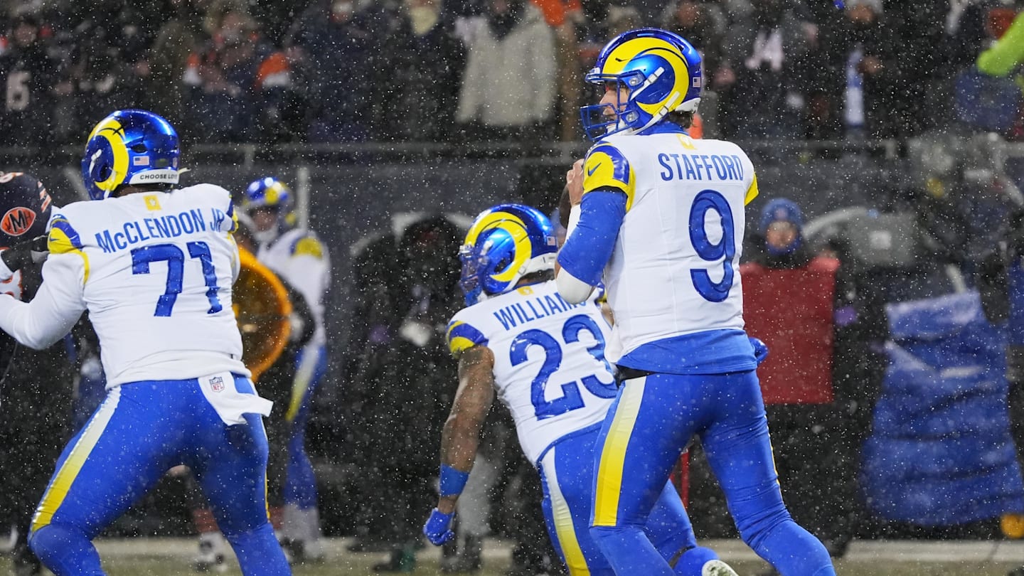 Matthew Stafford Gives Insightful Take on Playing Against Ernest Jones