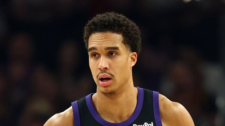 Phoenix, Arizona, USA; Phoenix Suns forward Oso Ighodaro (11) against the Utah Jazz at Mortgage Matchup Center on Mar 28, 2026. Phoenix, Arizona, USA; Phoenix Suns forward Oso Ighodaro (11) against the Utah Jazz at Mortgage Matchup Center on Mar 28, 2026.