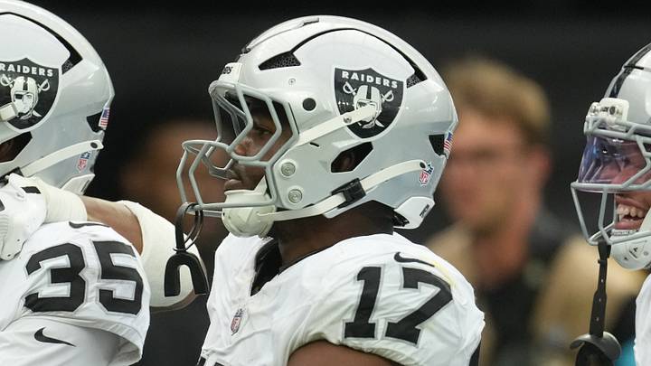 Las Vegas Raiders LB Nakobe Dean