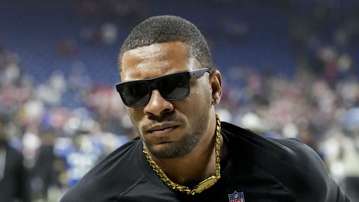 Indianapolis Colts quarterback Anthony Richardson leaves the field