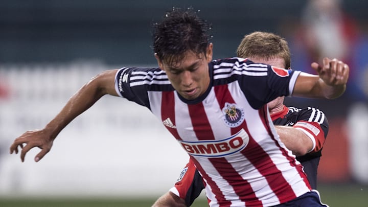 Giovani Casillas salió campeón del mundo sub-17 con México en el 2011 al haber convertido tres goles en cinco partidos, pero no trascendió en Chivas. Giovani Casillas salió campeón del mundo sub-17 con México en el 2011 al haber convertido tres goles en cinco partidos, pero no trascendió en Chivas.