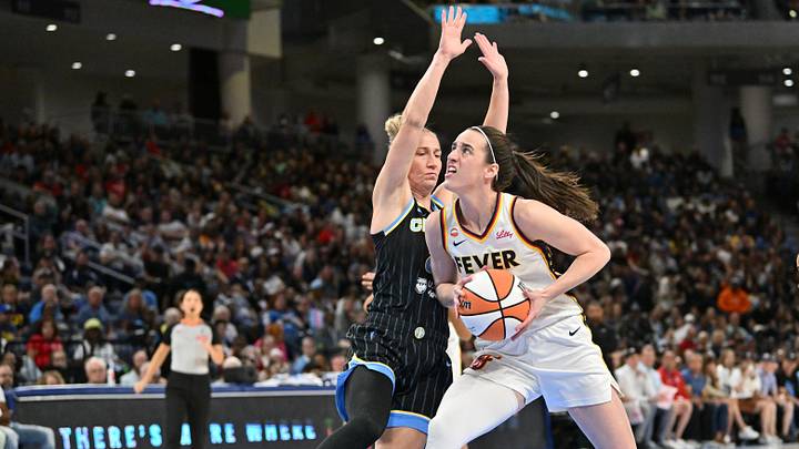 Aug 23, 2026; Chicago, Illinois, USA; Indiana Fever guard Caitlin Clark (22) drives towards the basket against Chicago Sky guard Courtney Vandersloot (22) during the first half at Wintrust Arena. Mandatory Credit: Patrick Gorski-Imagn Images Aug 23, 2026; Chicago, Illinois, USA; Indiana Fever guard Caitlin Clark (22) drives towards the basket against Chicago Sky guard Courtney Vandersloot (22) during the first half at Wintrust Arena. Mandatory Credit: Patrick Gorski-Imagn Images