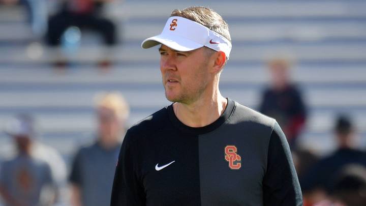 Sep 27, 2025; Champaign, Illinois, USA; Southern California Trojans head coach Lincoln Riley before an NCAA football game with the Illinois Fighting Illini at Memorial Stadium. Mandatory Credit: Ron Johnson-Imagn Images Sep 27, 2025; Champaign, Illinois, USA; Southern California Trojans head coach Lincoln Riley before an NCAA football game with the Illinois Fighting Illini at Memorial Stadium. Mandatory Credit: Ron Johnson-Imagn Images