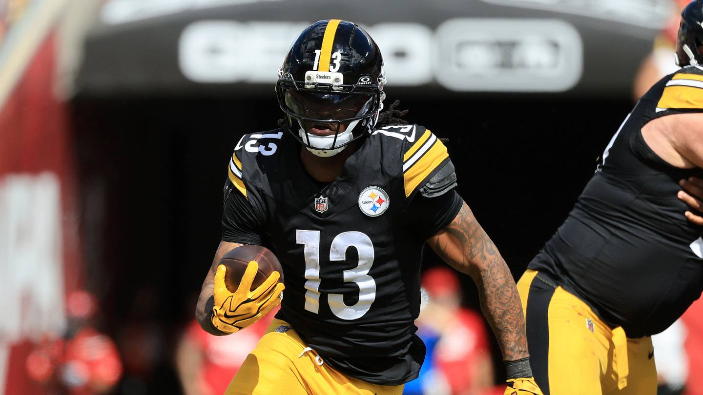 Steelers RB Good to Go vs. Saints Despite Knee Injury