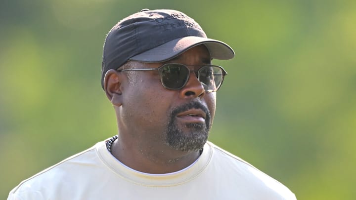 Washington Commanders defensive coordinator Joe Whitt Jr.