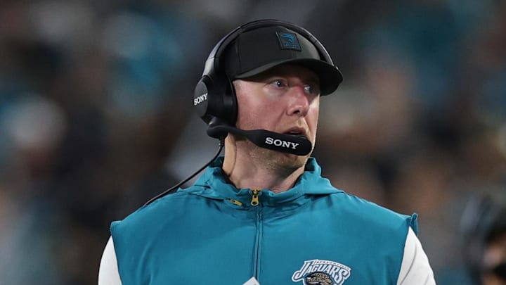 Oct 6, 2025; Jacksonville, Florida, USA; Jacksonville Jaguars head coach Liam Coen during the second half against the Kansas City Chiefs at EverBank Stadium. Mandatory Credit: Nathan Ray Seebeck-Imagn Images Oct 6, 2025; Jacksonville, Florida, USA; Jacksonville Jaguars head coach Liam Coen during the second half against the Kansas City Chiefs at EverBank Stadium. Mandatory Credit: Nathan Ray Seebeck-Imagn Images