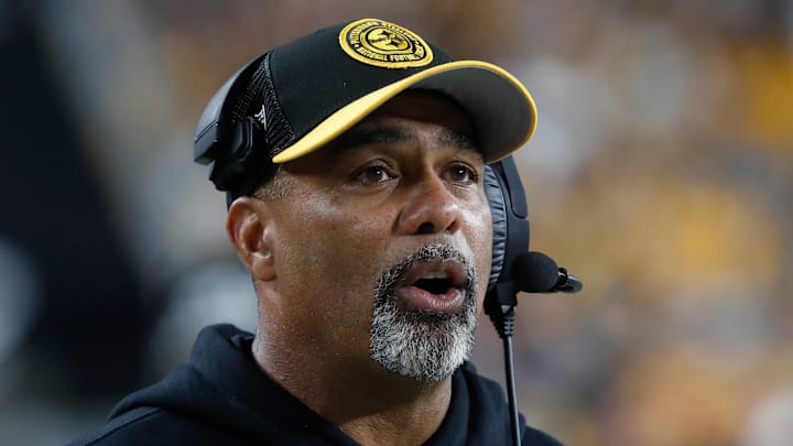 Pittsburgh Steelers defensive coordinator Teryl Austin Pittsburgh Steelers defensive coordinator Teryl Austin