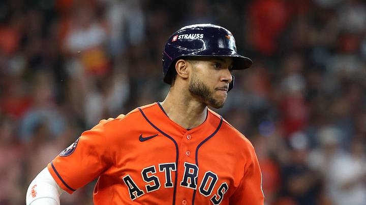 Sep 30, 2026; Houston, Texas, USA;  Houston Astros shortstop Jeremy Pena (3) runs the bases after hitting a single against the Chicago White Sox in the fifth inning during game two of the Wildcard round for the 2026 MLB Playoffs at Daikin Park.  Mandatory Credit: Troy Taormina-Imagn Images