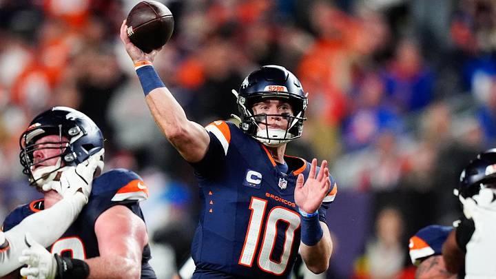 Denver Broncos quarterback Bo Nix (10) throws a pass during the second quarter against the Cincinnati Bengals at Empower Field at Mile High. Denver Broncos quarterback Bo Nix (10) throws a pass during the second quarter against the Cincinnati Bengals at Empower Field at Mile High.