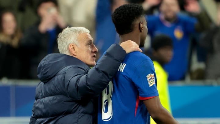 A. Tchouaméni et D. Deschamps en Bleus, en mars 2025 A. Tchouaméni et D. Deschamps en Bleus, en mars 2025