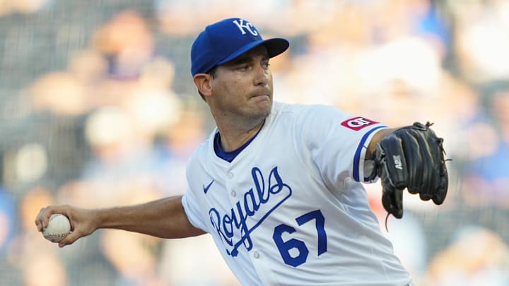 Jul 8, 2025; Kansas City, Missouri, USA; Kansas City Royals starting pitcher Seth Lugo (67) pitches during the first inning against the Pittsburgh Pirates at Kauffman Stadium. Jul 8, 2025; Kansas City, Missouri, USA; Kansas City Royals starting pitcher Seth Lugo (67) pitches during the first inning against the Pittsburgh Pirates at Kauffman Stadium.