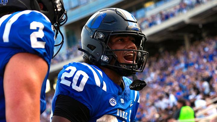 Sep 19, 2026; Durham, North Carolina, USA; Duke Blue Devils running back Nate Sheppard (20) scores a touchdown on his run against the Stanford Cardinal during the first half at Wallace Wade Stadium. Mandatory Credit: James Guillory-Imagn Images Sep 19, 2026; Durham, North Carolina, USA; Duke Blue Devils running back Nate Sheppard (20) scores a touchdown on his run against the Stanford Cardinal during the first half at Wallace Wade Stadium. Mandatory Credit: James Guillory-Imagn Images