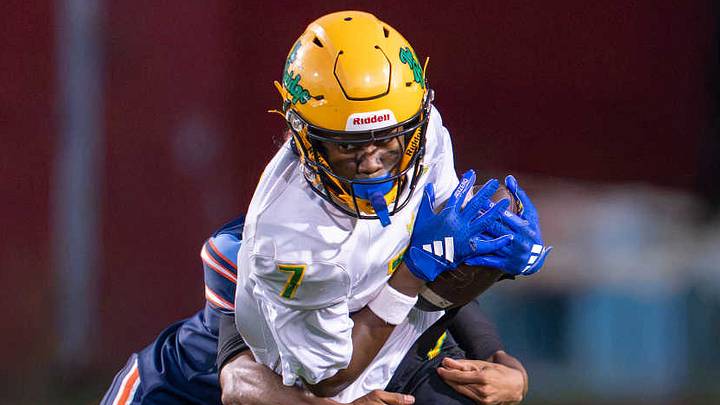 James Shaw III produced 500-plus all-purpose yards in Woodbridge's dominant 51-0 shutout victory over Hylton.