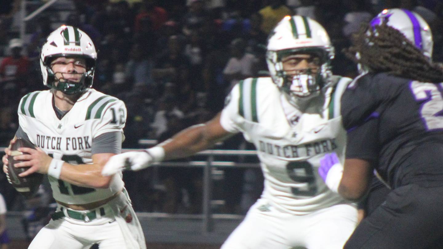 Jaxon Knotts Produces 5 TDs as Dutch Fork Beats Ridge View in Weather-Shortened Game