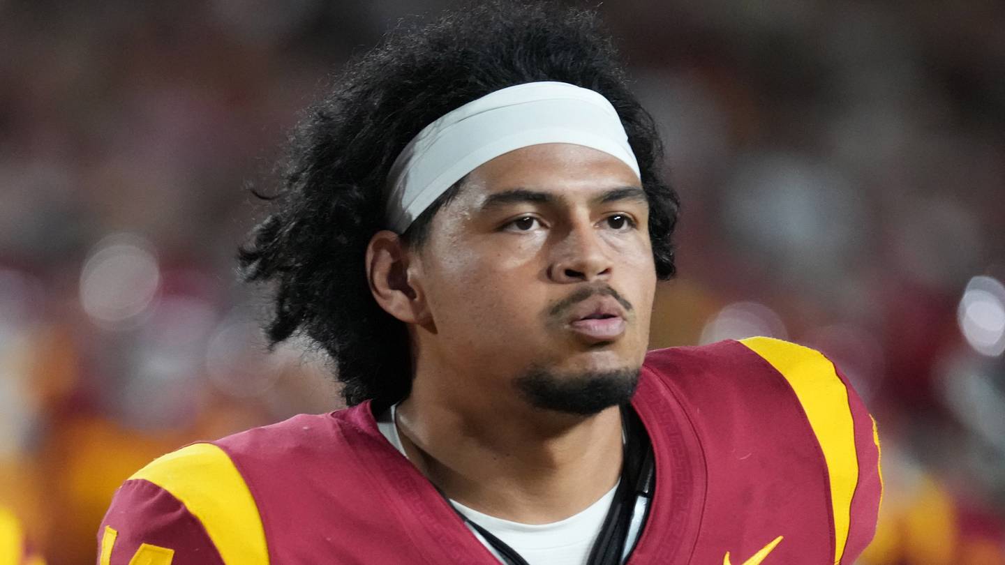 USC Quarterback Jayden Maiava's Surprising Reaction to Reaching New Career High