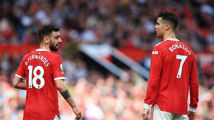 Bruno Fernandes (left) continues to lead Man Utd by example.