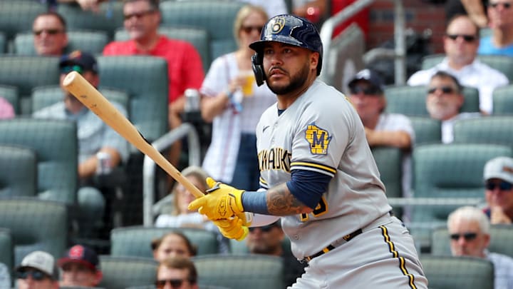 Omar Narváez es el séptimo bate de los Cerveceros para el cuarto juego de la Serie Divisional