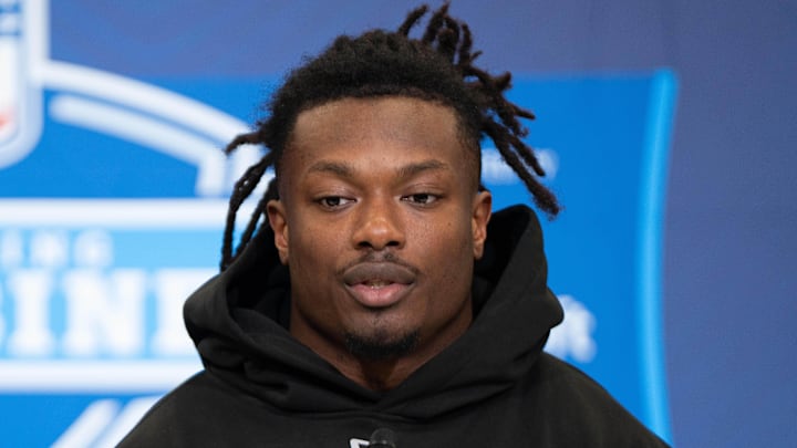 Feb 27, 2026; Indianapolis, IN, USA; Oregon running back Noah Whittington (RB21) speaks to members of the media during the NFL Combine at the Indiana Convention Center. Mandatory Credit: Jacob Musselman-Imagn Images