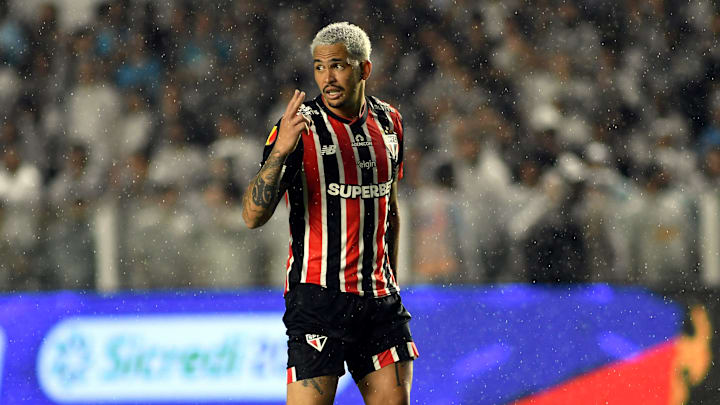 Luciano volta de suspensão e pode atuar