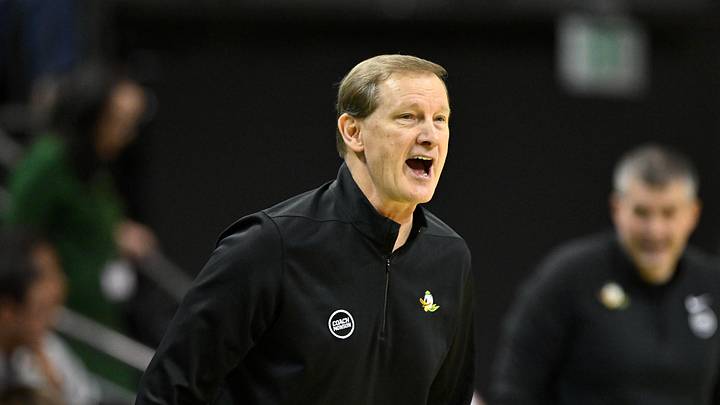 Mar 7, 2026; Eugene, Oregon, USA; Oregon Ducks head coach Dana Altman yells instructions during the first half against the Washington Huskies at Matthew Knight Arena. Mar 7, 2026; Eugene, Oregon, USA; Oregon Ducks head coach Dana Altman yells instructions during the first half against the Washington Huskies at Matthew Knight Arena.