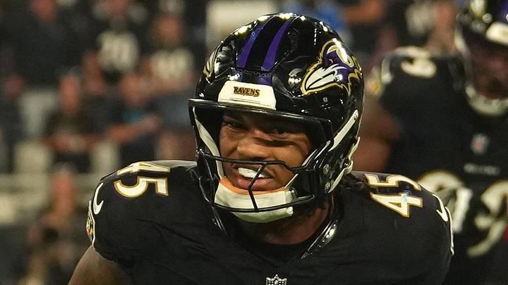 Baltimore Ravens linebacker Mike Green