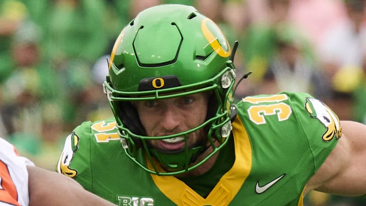 Former Oregon Ducks safety Dillon Thieneman