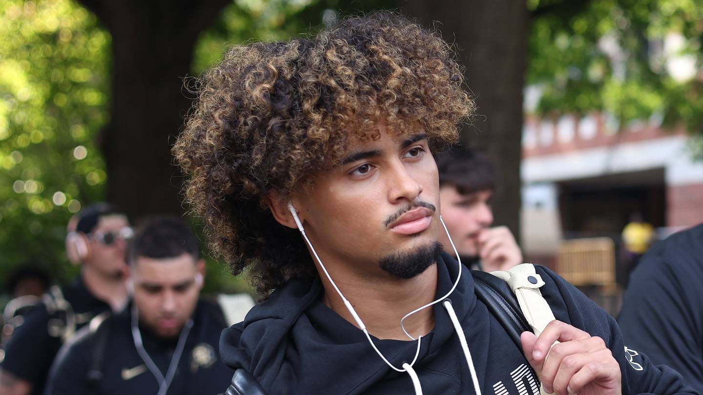 Julian Lewis Reacts to Colorado's Emotional Upset Over Georgia Tech