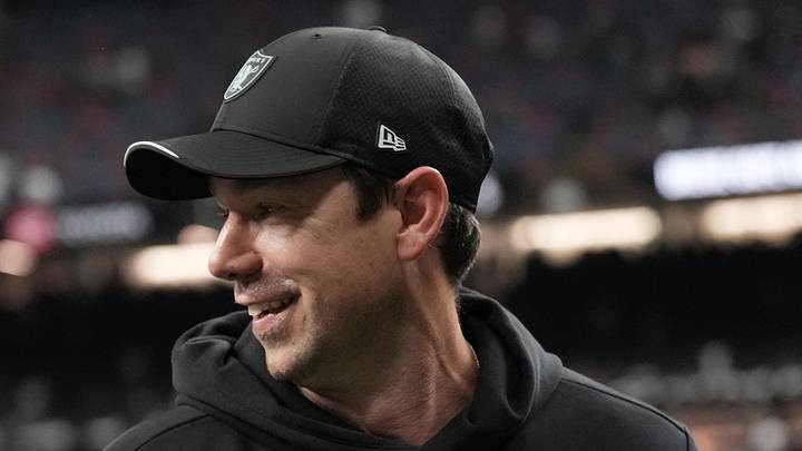 Sep 27, 2026; New Orleans, Louisiana, USA; Las Vegas Raiders head coach Klint Kubiak and quarterbacks coach Mike Sullivan celebreate after defeating the Las Vegas Raiders at Caesars Superdome. Mandatory Credit: Matthew Hinton-Imagn Images Sep 27, 2026; New Orleans, Louisiana, USA; Las Vegas Raiders head coach Klint Kubiak and quarterbacks coach Mike Sullivan celebreate after defeating the Las Vegas Raiders at Caesars Superdome. Mandatory Credit: Matthew Hinton-Imagn Images