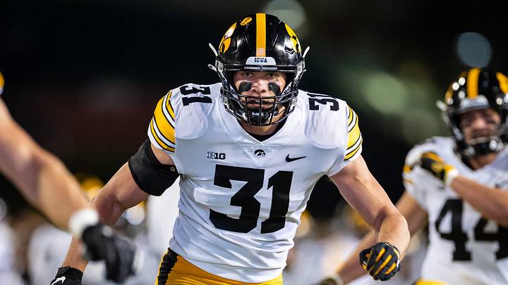 Oct 1, 2021; College Park, Maryland, USA; Iowa Hawkeyes linebacker Jack Campbell (31) warms up before the game against the Maryland Terrapins at Capital One Field at Maryland Stadium. Mandatory Credit: Scott Taetsch-USA TODAY Sports Oct 1, 2021; College Park, Maryland, USA; Iowa Hawkeyes linebacker Jack Campbell (31) warms up before the game against the Maryland Terrapins at Capital One Field at Maryland Stadium. Mandatory Credit: Scott Taetsch-USA TODAY Sports
