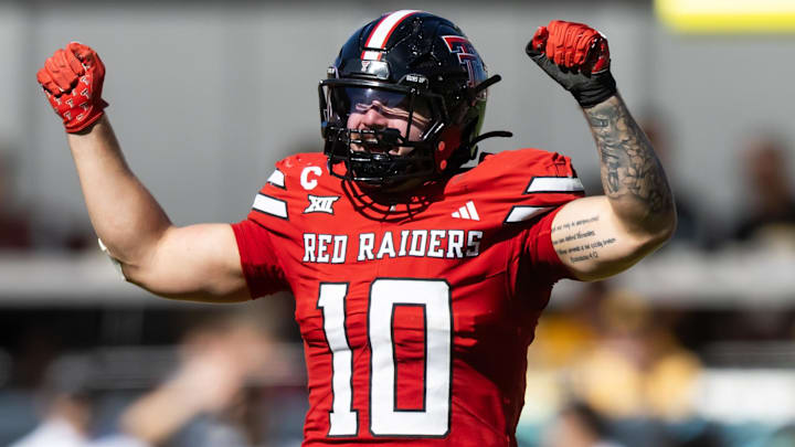 The Bucs got their pass rusher. Now they need their inside linebacker.