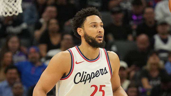 Apr 11, 2025; Sacramento, California, USA; Los Angeles Clippers guard Ben Simmons (25) during the third quarter against the Sacramento Kings at Golden 1 Center. Mandatory Credit: Darren Yamashita-Imagn Images Apr 11, 2025; Sacramento, California, USA; Los Angeles Clippers guard Ben Simmons (25) during the third quarter against the Sacramento Kings at Golden 1 Center. Mandatory Credit: Darren Yamashita-Imagn Images