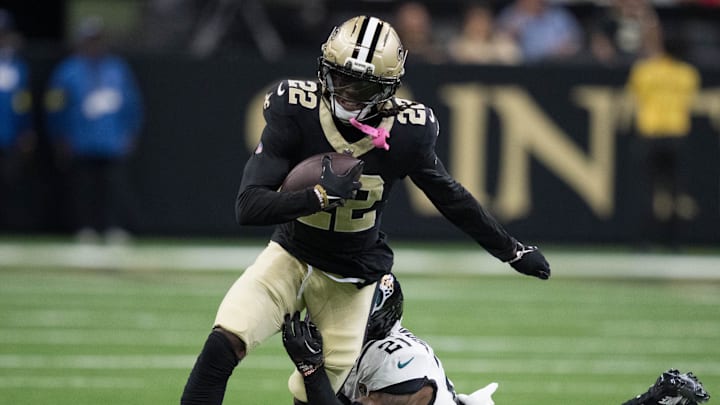 Aug 17, 2025; New Orleans, Louisiana, USA;  New Orleans Saints wide receiver Rashid Shaheed (22) makes a reception against Jacksonville Jaguars cornerback Christian Braswell (21) during the first half against the New Orleans Saints at Caesars Superdome. Mandatory Credit: Matthew Hinton-Imagn Images