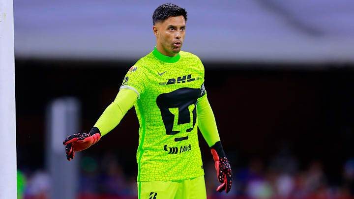 Diferentes medios apuntan que el arquero Alfredo Talavera saldría de Pumas para llegar a Bravos de Juárez.