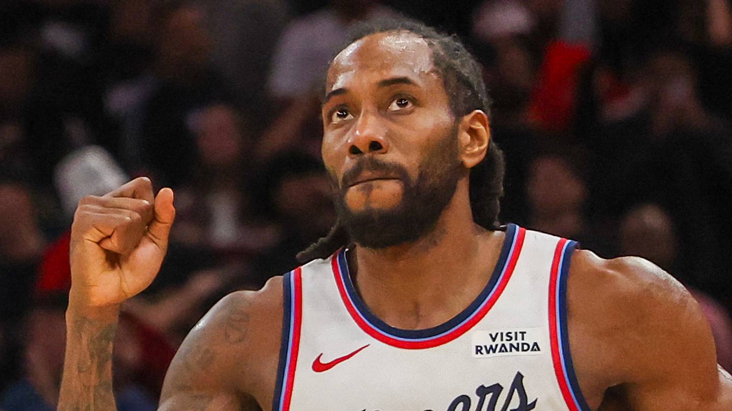 Clippers can win looming Kawhi Leonard trade in more ways than one