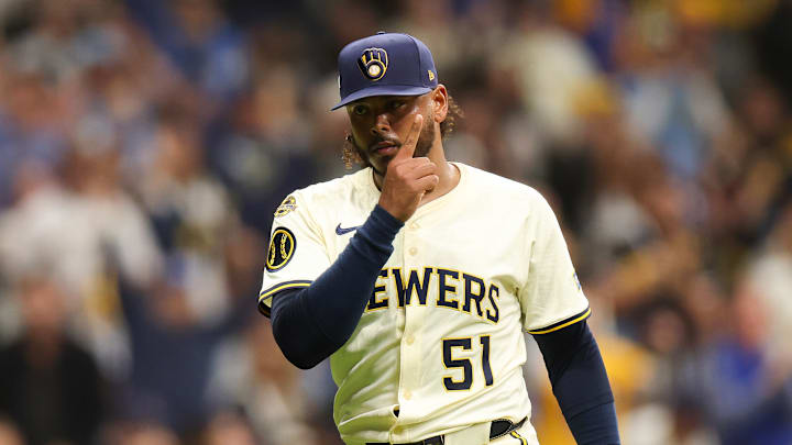 National League Championship Series - Los Angeles Dodgers v Milwaukee Brewers - Game Two