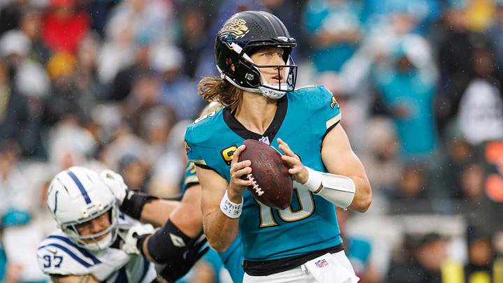Dec 7, 2025; Jacksonville, Florida, USA; Jacksonville Jaguars quarterback Trevor Lawrence (16) looks to throw against the Indianapolis Colts during the first half at EverBank Stadium. Mandatory Credit: Matt Pendleton-Imagn Images Dec 7, 2025; Jacksonville, Florida, USA; Jacksonville Jaguars quarterback Trevor Lawrence (16) looks to throw against the Indianapolis Colts during the first half at EverBank Stadium. Mandatory Credit: Matt Pendleton-Imagn Images