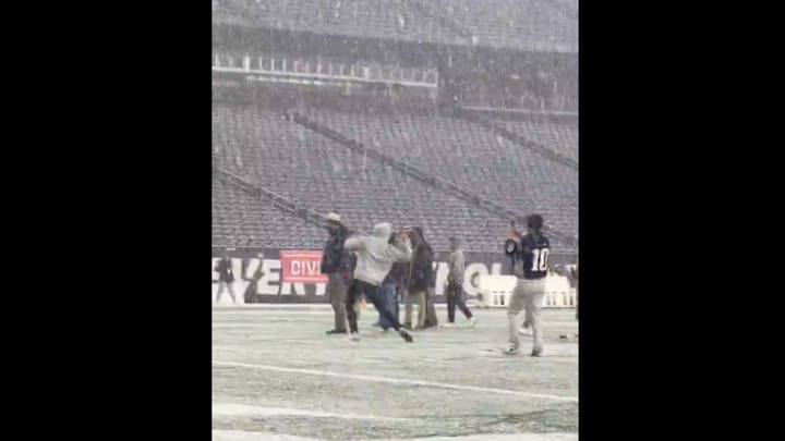 Drake Maye led the Patriots to a 28–16 win over the Texans on Sunday.