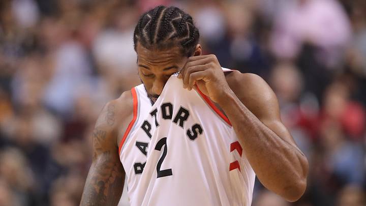 Feb 3, 2019; Toronto, Ontario, CAN; Toronto Raptors forward Kawhi Leonard (2) reacts against the Los Angeles Clippers at Scotiabank Arena. The Raptors beat the Clippers 121-103. Mandatory Credit: Tom Szczerbowski-USA TODAY Sports