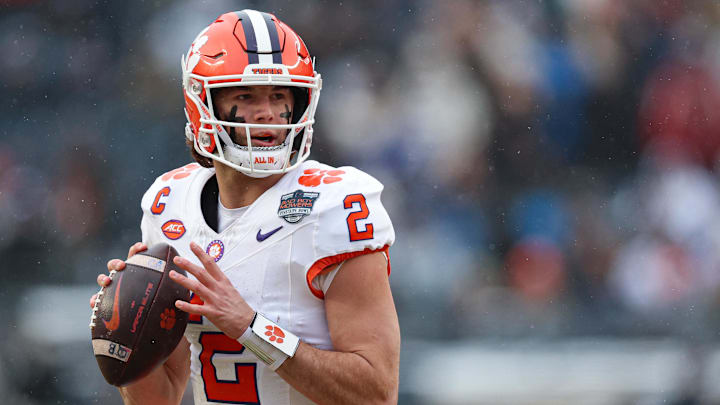 New York Jets quarterback Cade Klubnik